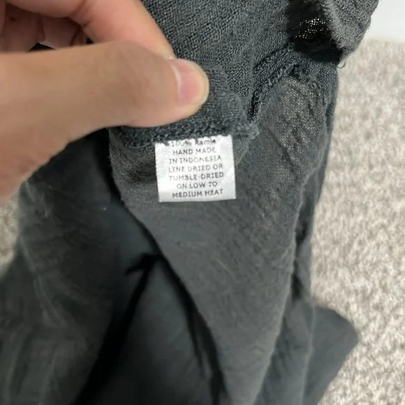 Loungewear/Gown - Picture 7 of 10